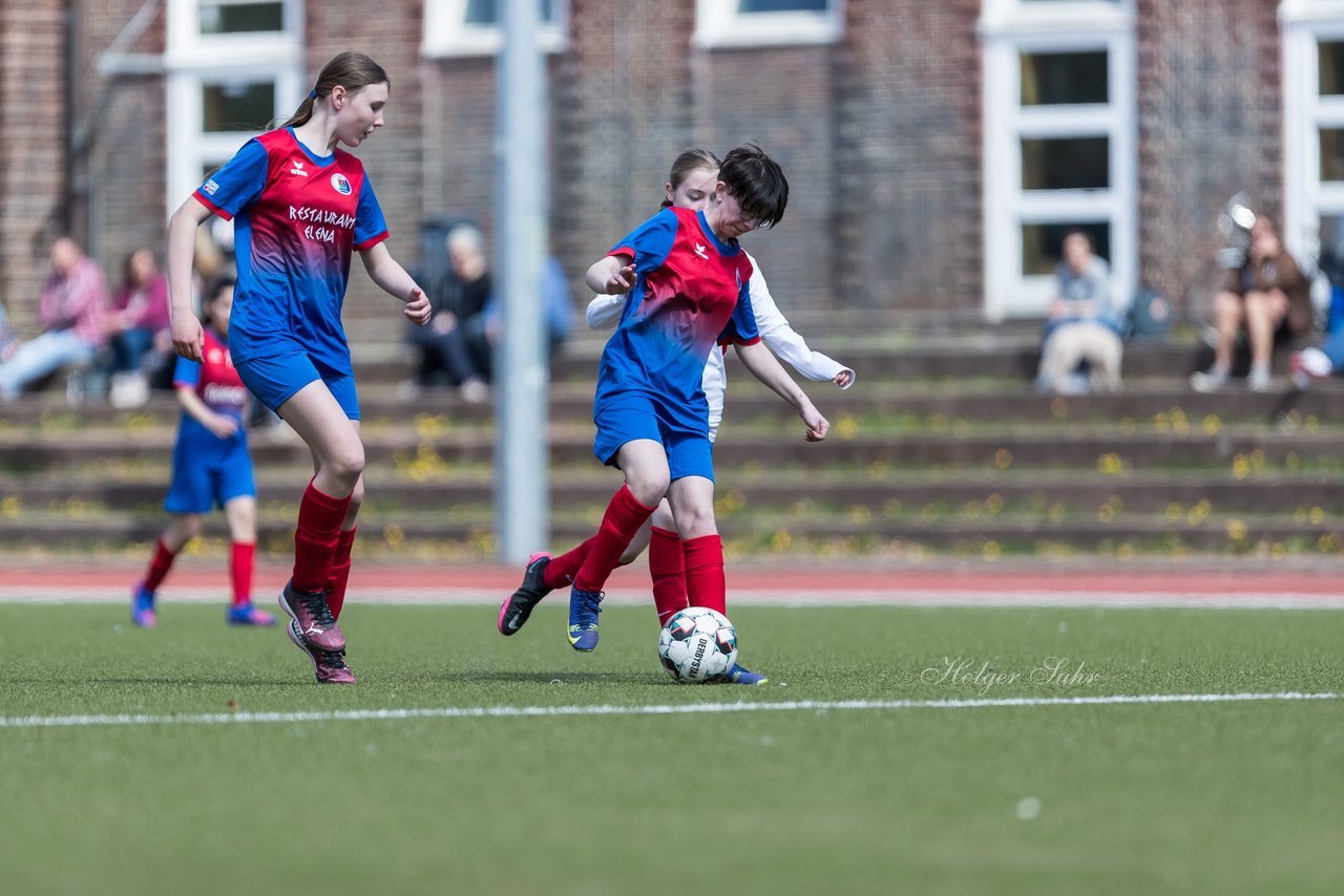 Bild 167 - wCJ Walddoerfer 2 - VfL Pinneberg 2 : Ergebnis: 7:0